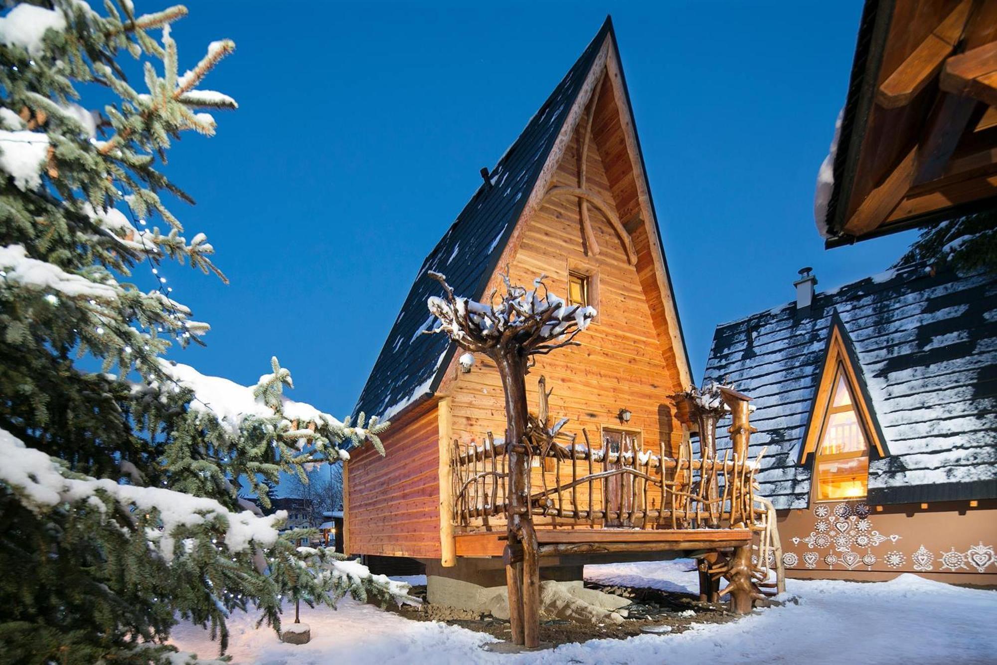 Rozpravkova Dedinka Villa โดลนีคูบีน ภายนอก รูปภาพ